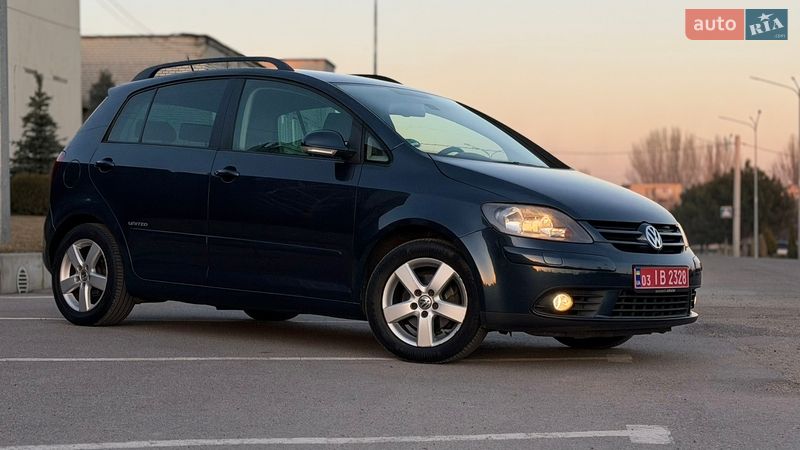 Хэтчбек Volkswagen Golf Plus 2008 в Запорожье