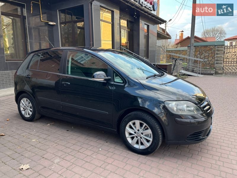 Хэтчбек Volkswagen Golf Plus 2005 в Могилев-Подольске