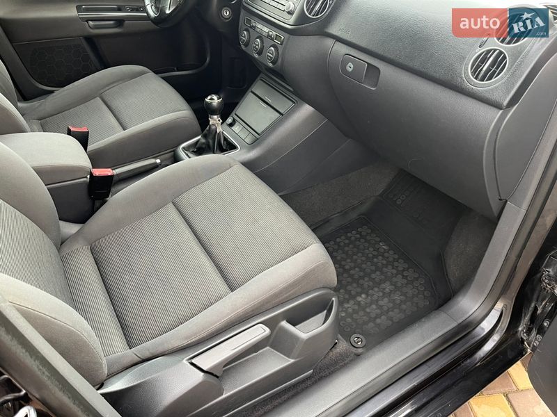 Хэтчбек Volkswagen Golf Plus 2005 в Могилев-Подольске