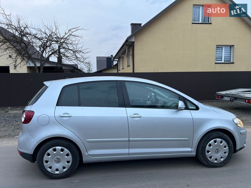 Хэтчбек Volkswagen Golf Plus 2005 в Ковеле