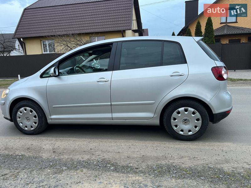 Хэтчбек Volkswagen Golf Plus 2005 в Ковеле