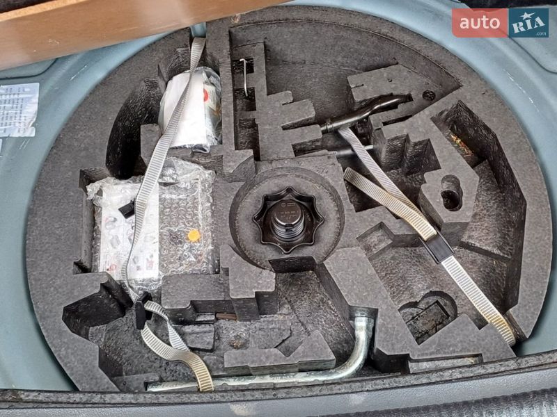 Хэтчбек Volkswagen Golf Plus 2010 в Сарнах