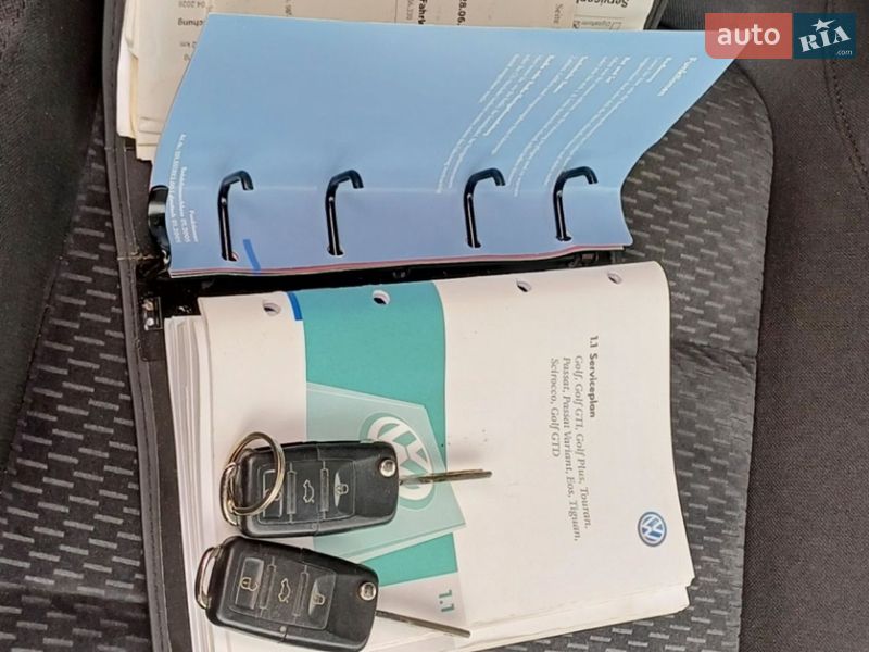 Хэтчбек Volkswagen Golf Plus 2010 в Сарнах