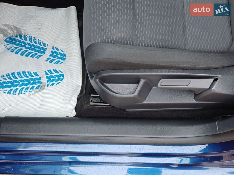 Хэтчбек Volkswagen Golf Plus 2010 в Сарнах