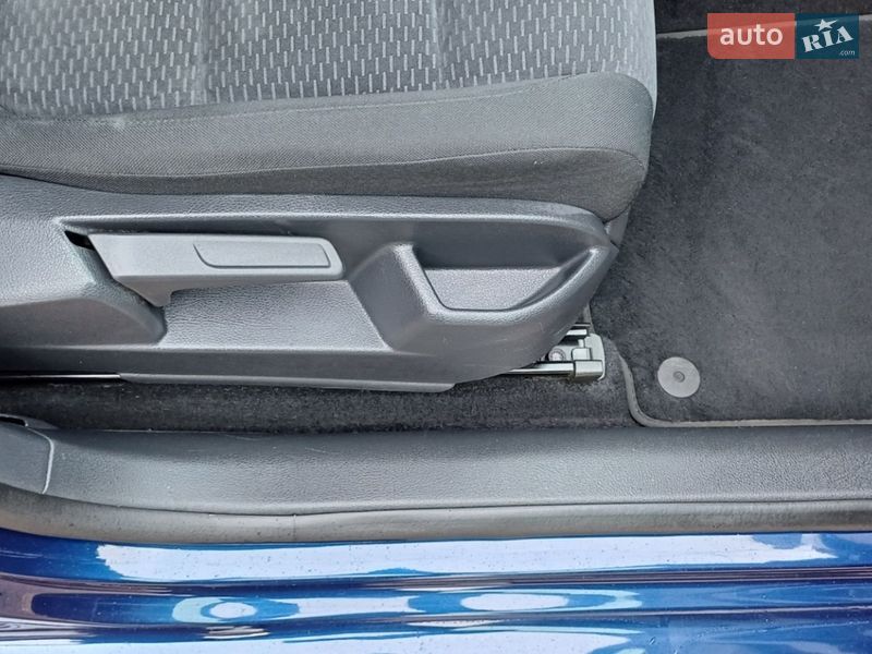 Хэтчбек Volkswagen Golf Plus 2010 в Сарнах