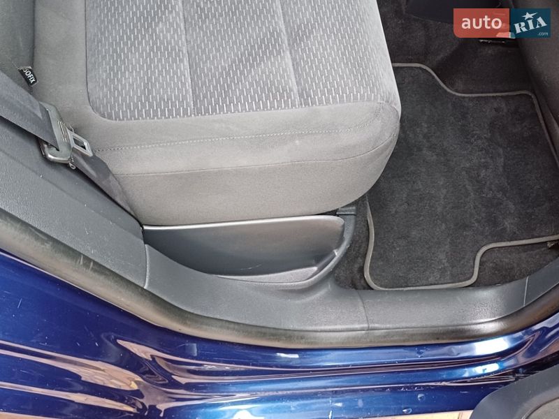 Хэтчбек Volkswagen Golf Plus 2010 в Сарнах