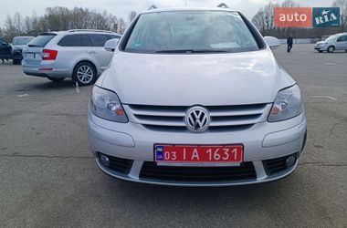 Хэтчбек Volkswagen Golf Plus 2009 в Киеве