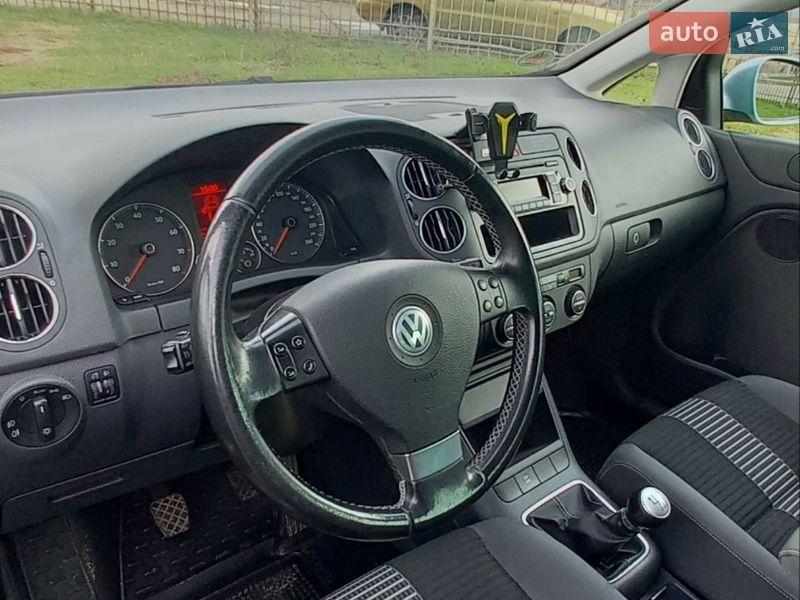 Хэтчбек Volkswagen Golf Plus 2008 в Сумах