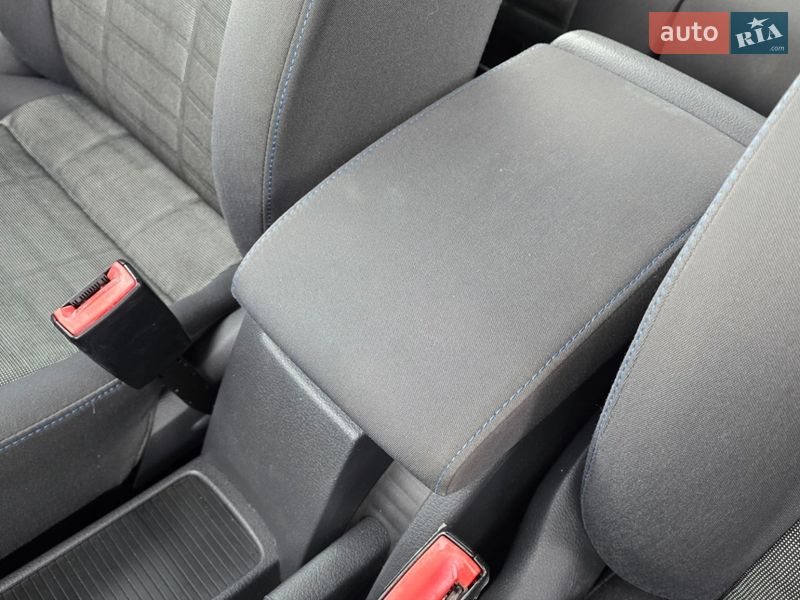 Хэтчбек Volkswagen Golf Plus 2008 в Полтаве фото 44 Хэтчбек Volkswagen Golf Plus 2008 в Полтаве