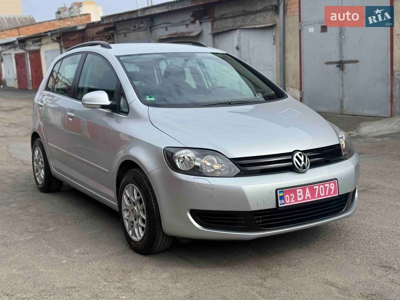 Хэтчбек Volkswagen Golf Plus 2010 в Христиновке