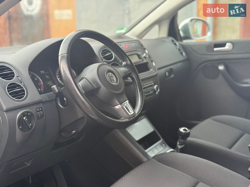 Хэтчбек Volkswagen Golf Plus 2010 в Христиновке