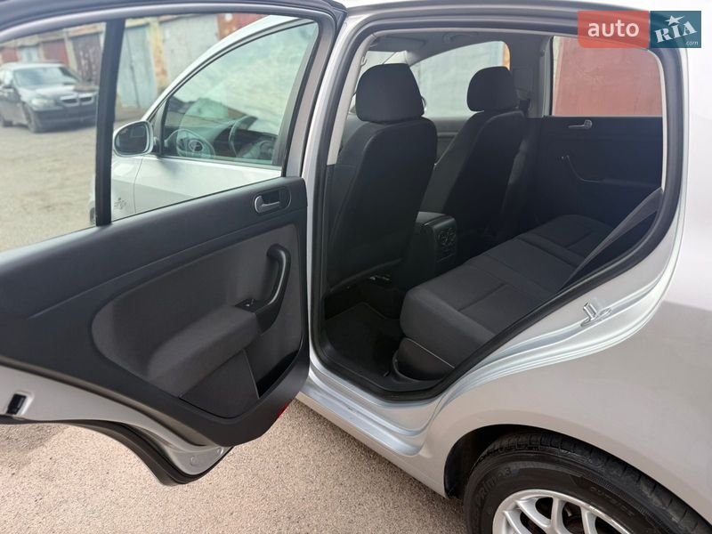 Хэтчбек Volkswagen Golf Plus 2010 в Христиновке