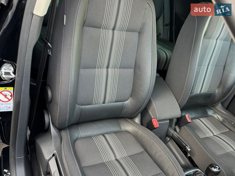 Хэтчбек Volkswagen Golf Plus 2013 в Ровно