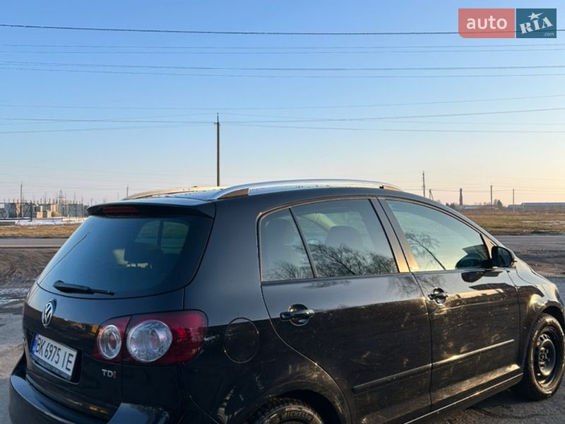 Хетчбек Volkswagen Golf Plus 2012 в Березному