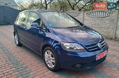 Хетчбек Volkswagen Golf Plus 2008 в Рівному