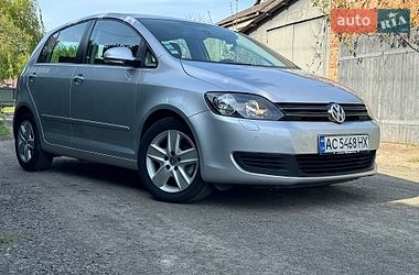 Хетчбек Volkswagen Golf Plus 2009 в Нововолинську