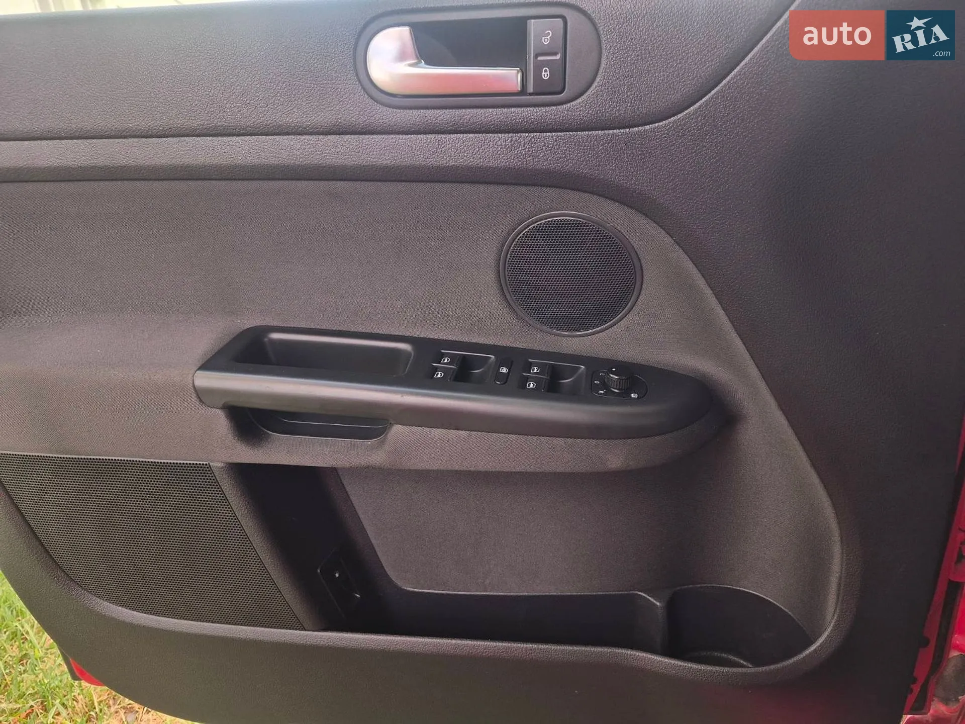2011 Volkswagen Golf Plus - мініатюра 38
