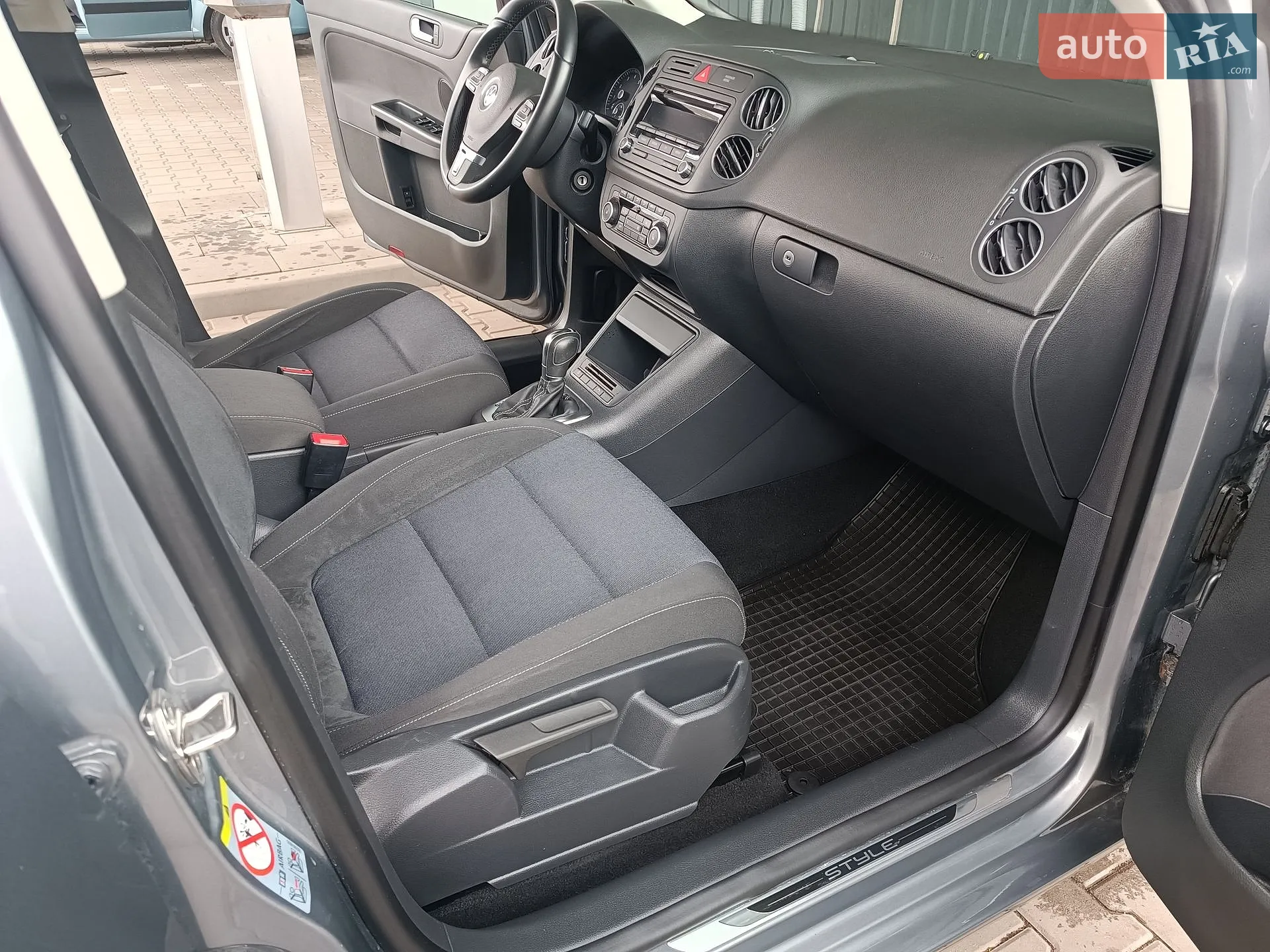 2012 Volkswagen Golf Plus - мініатюра 32