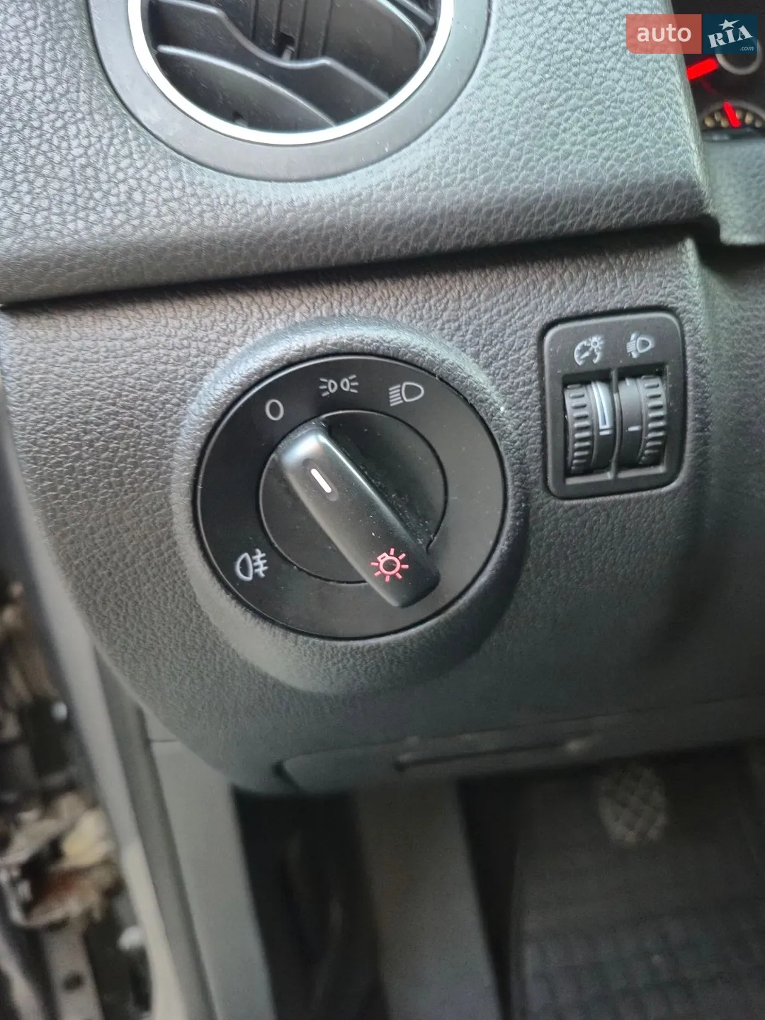 2010 Volkswagen Golf Plus - мініатюра 42