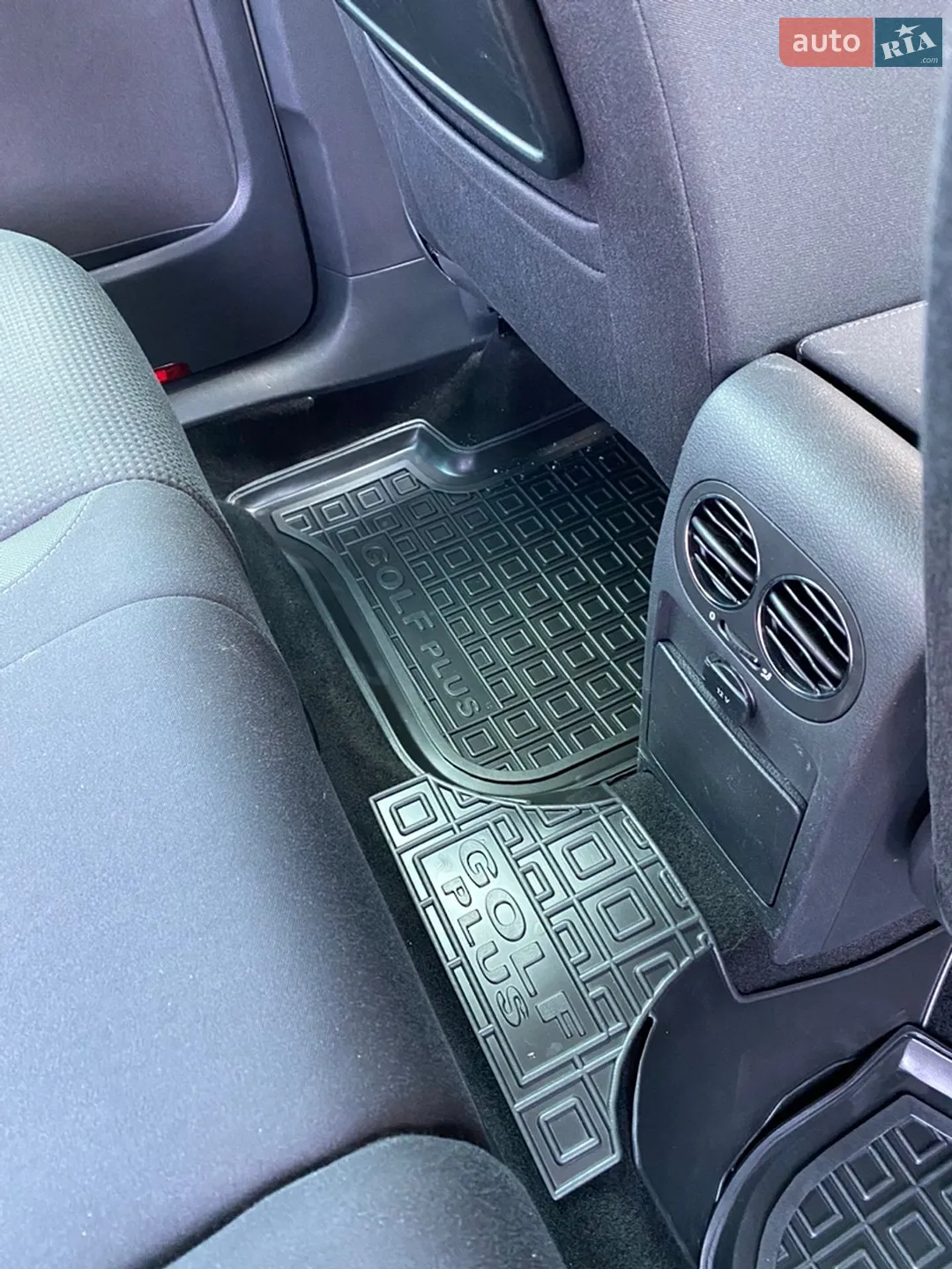 2011 Volkswagen Golf Plus - мініатюра 23