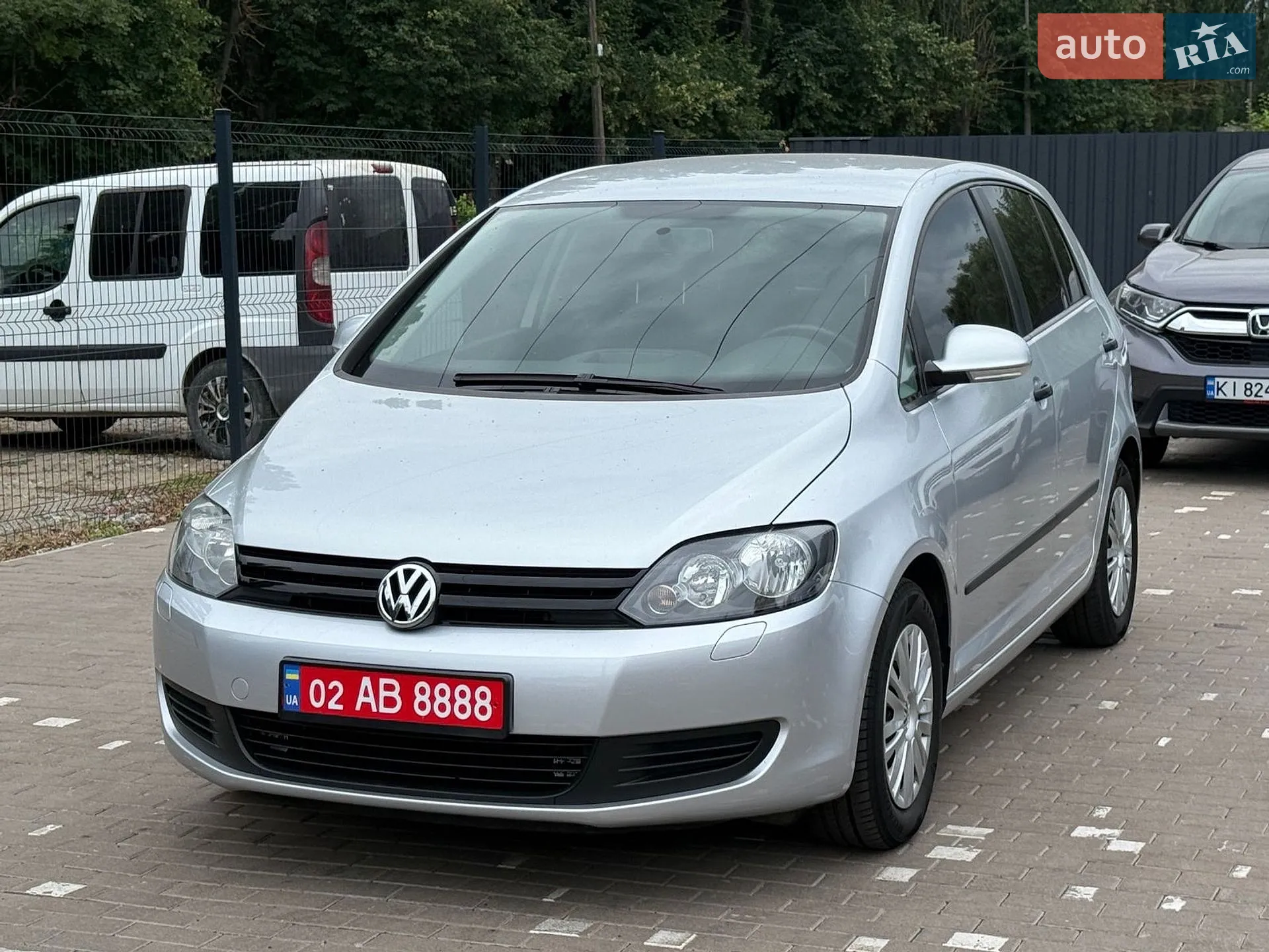 2010 Volkswagen Golf Plus - фото 1