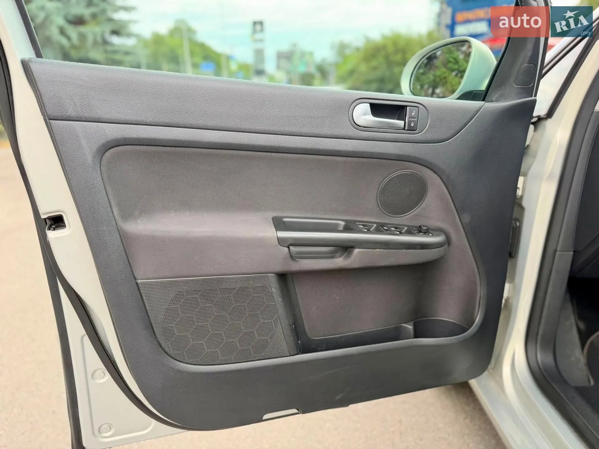 2012 Volkswagen Golf Plus - мініатюра 25