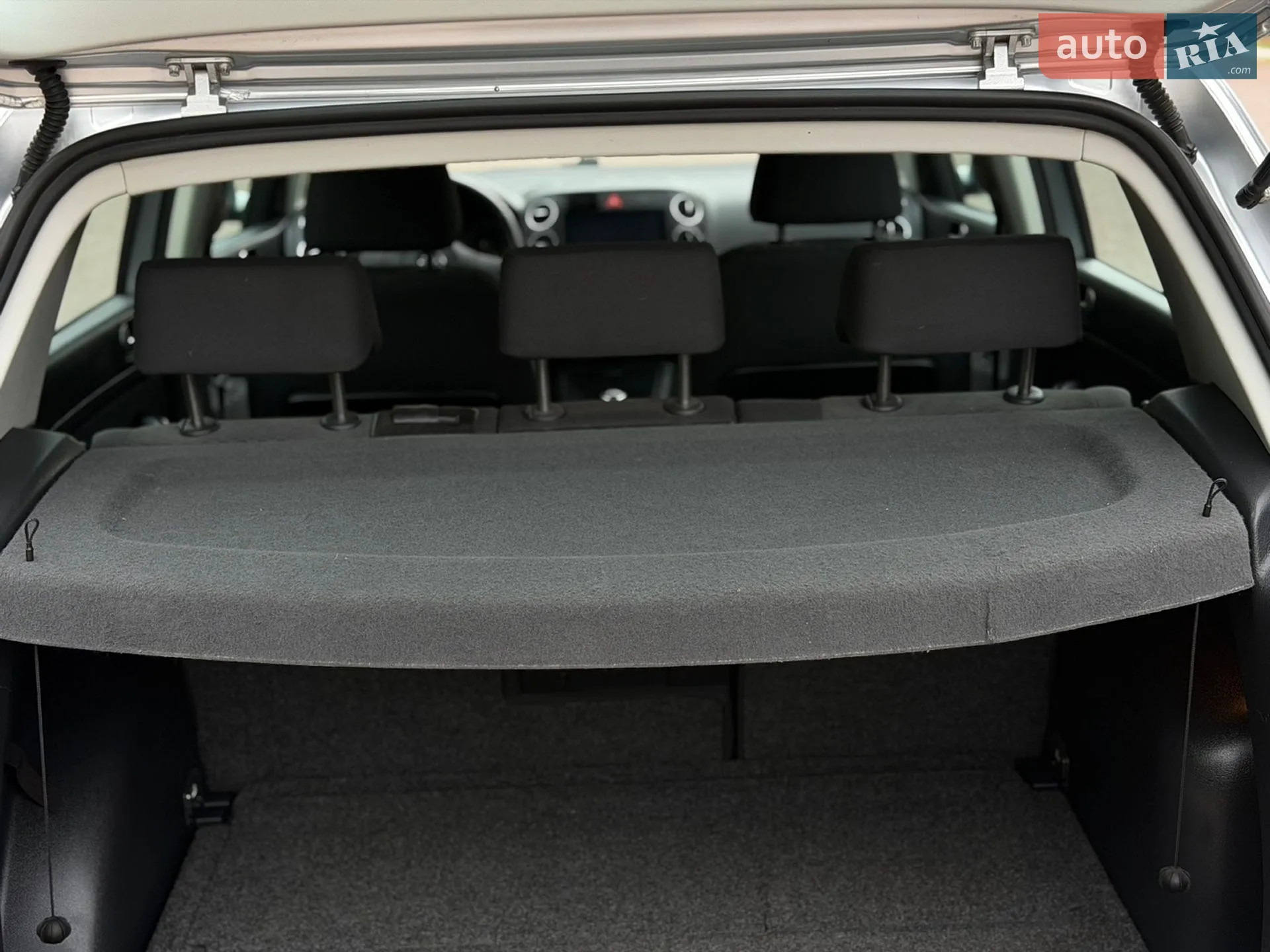 2010 Volkswagen Golf Plus - мініатюра 37