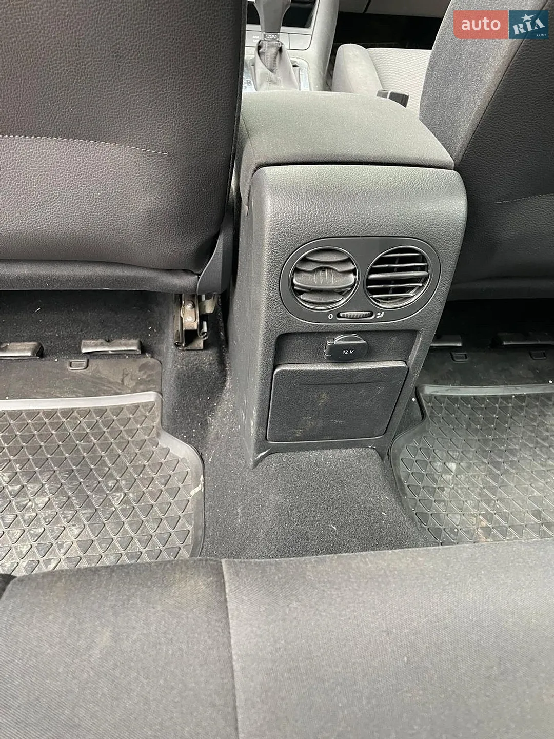 2010 Volkswagen Golf Plus - фото 1