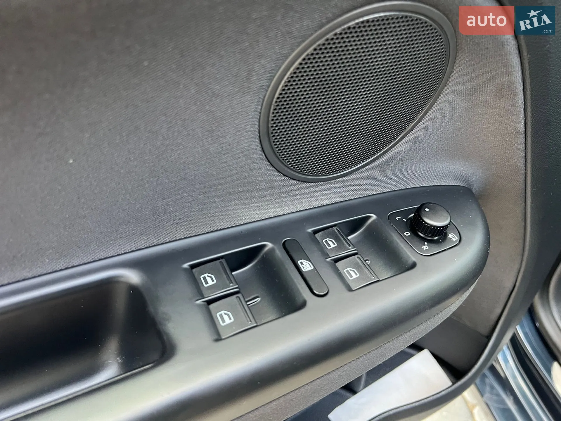 2013 Volkswagen Golf Plus - мініатюра 26