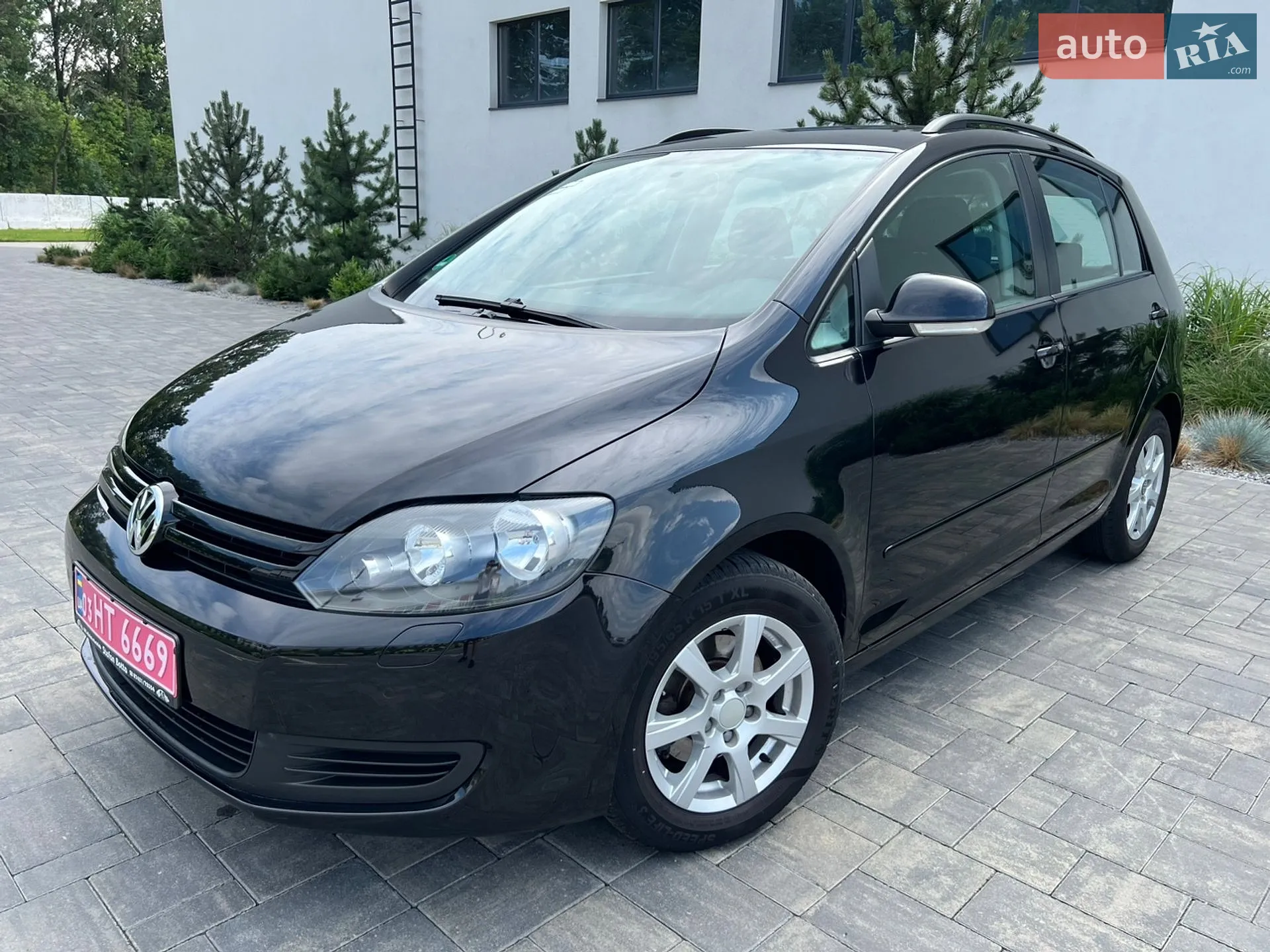 2010 Volkswagen Golf Plus - фото 1