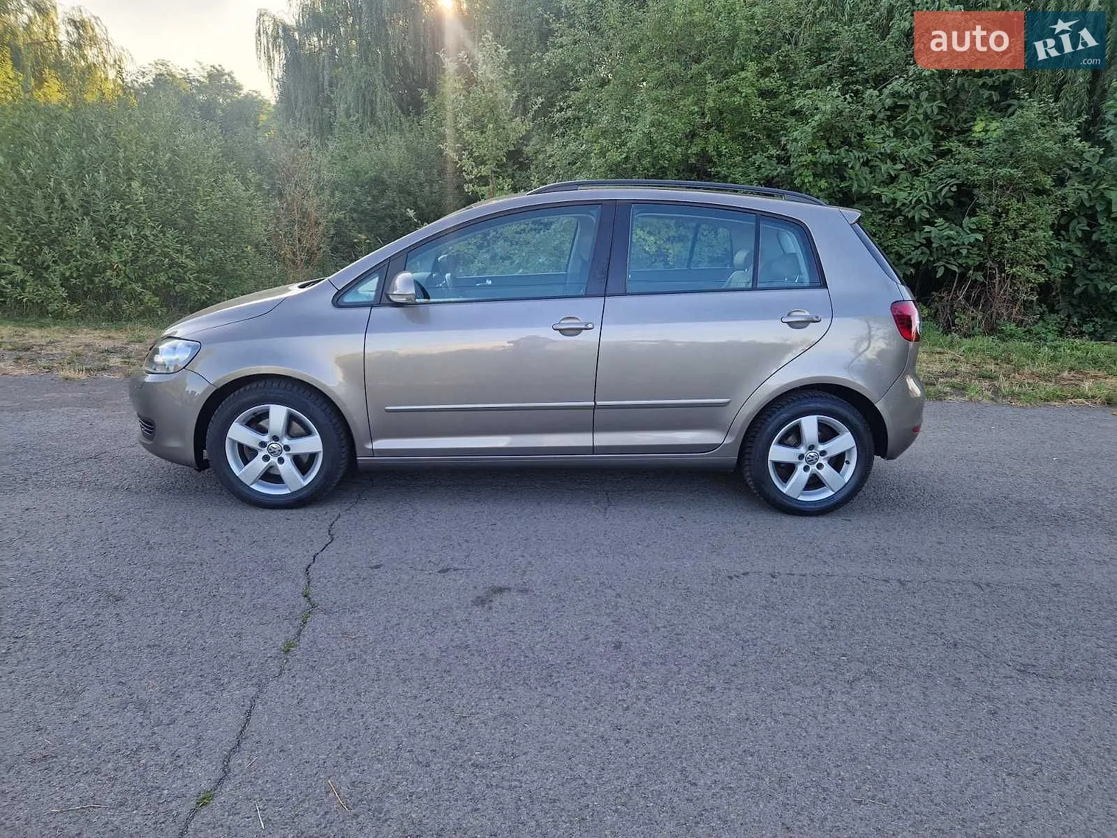 2010 Volkswagen Golf Plus - мініатюра 4