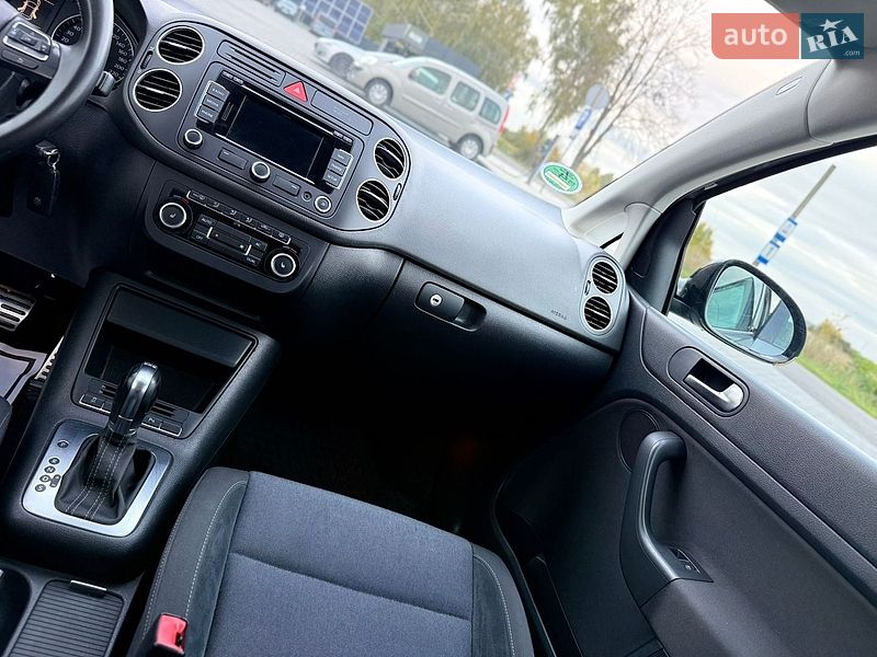 Хэтчбек Volkswagen Golf Plus 2011 в Владимире фото 42 Хэтчбек Volkswagen Golf Plus 2011 в Владимире