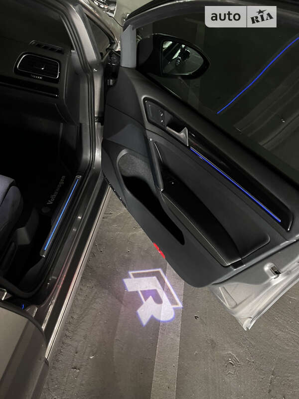 Хетчбек Volkswagen Golf R 2015 в Києві