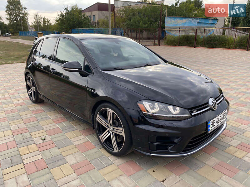 Хетчбек Volkswagen Golf R 2015 в Хорошеві