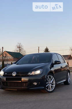 Хэтчбек Volkswagen Golf R 2012 в Сарнах