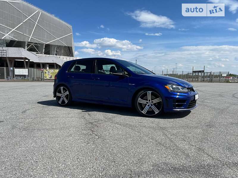 Хетчбек Volkswagen Golf R 2016 в Львові фото 4 Хетчбек Volkswagen Golf R 2016 в Львові