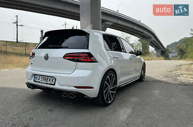 Хетчбек Volkswagen Golf R 2017 в Києві