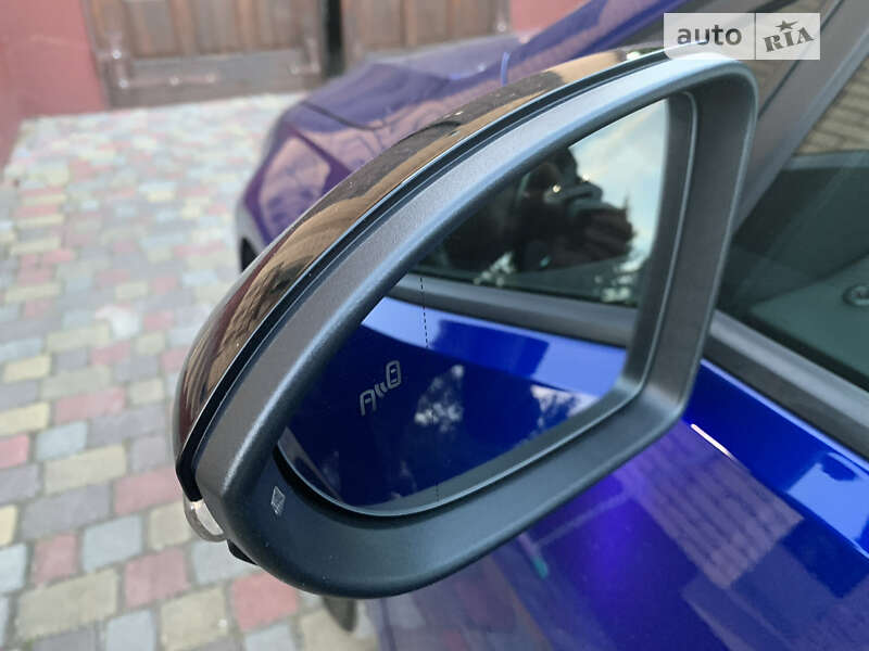 Універсал Volkswagen Golf R 2019 в Ковелі