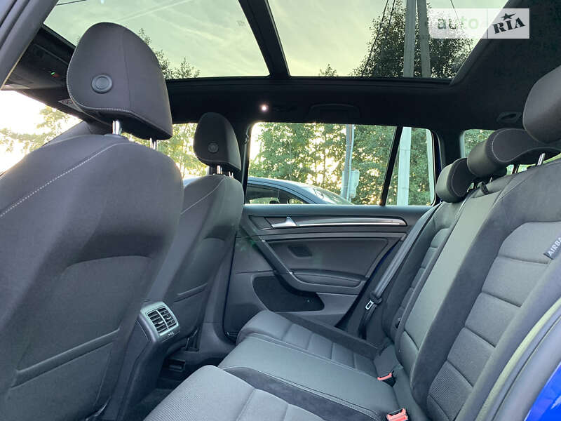 Універсал Volkswagen Golf R 2019 в Ковелі