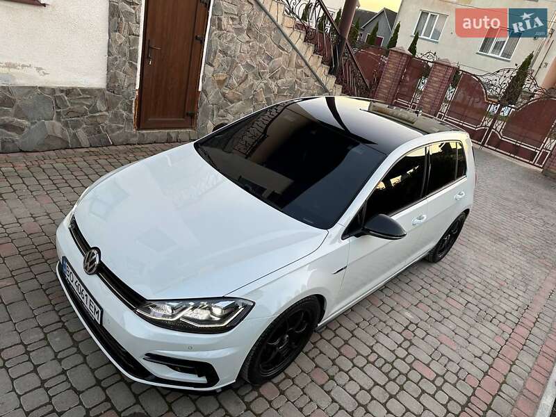 Хэтчбек Volkswagen Golf R 2018 в Ивано-Франковске