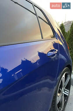 Хэтчбек Volkswagen Golf R 2016 в 