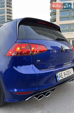 Хэтчбек Volkswagen Golf R 2016 в 