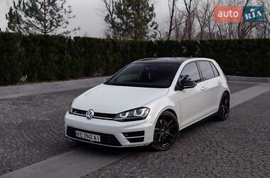 Хетчбек Volkswagen Golf R 2017 в Дніпрі