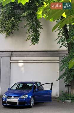 Хэтчбек Volkswagen Golf R 2008 в Киеве