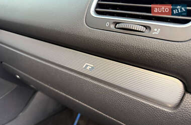 Хетчбек Volkswagen Golf R 2012 в 