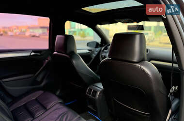 Хетчбек Volkswagen Golf R 2012 в 
