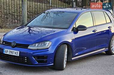 Хетчбек Volkswagen Golf R 2015 в Запоріжжі