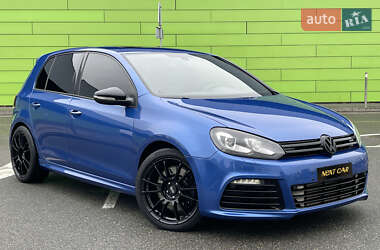 Хэтчбек Volkswagen Golf R 2012 в Киеве