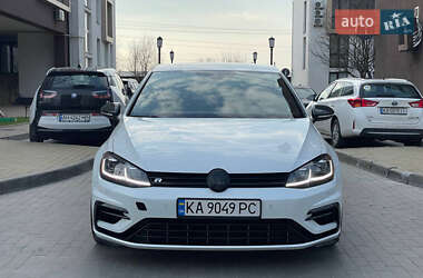 Хетчбек Volkswagen Golf R 2018 в 