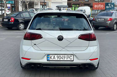 Хетчбек Volkswagen Golf R 2018 в 